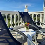 Bed & Breakfast Sueno De Vida 4*